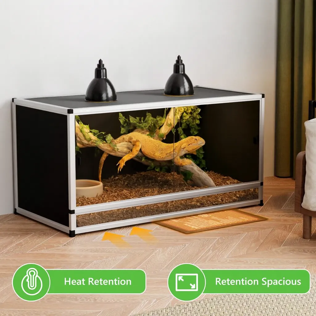 Toxirium Retention Spacious terrarium with lizard, plants, and lamps.